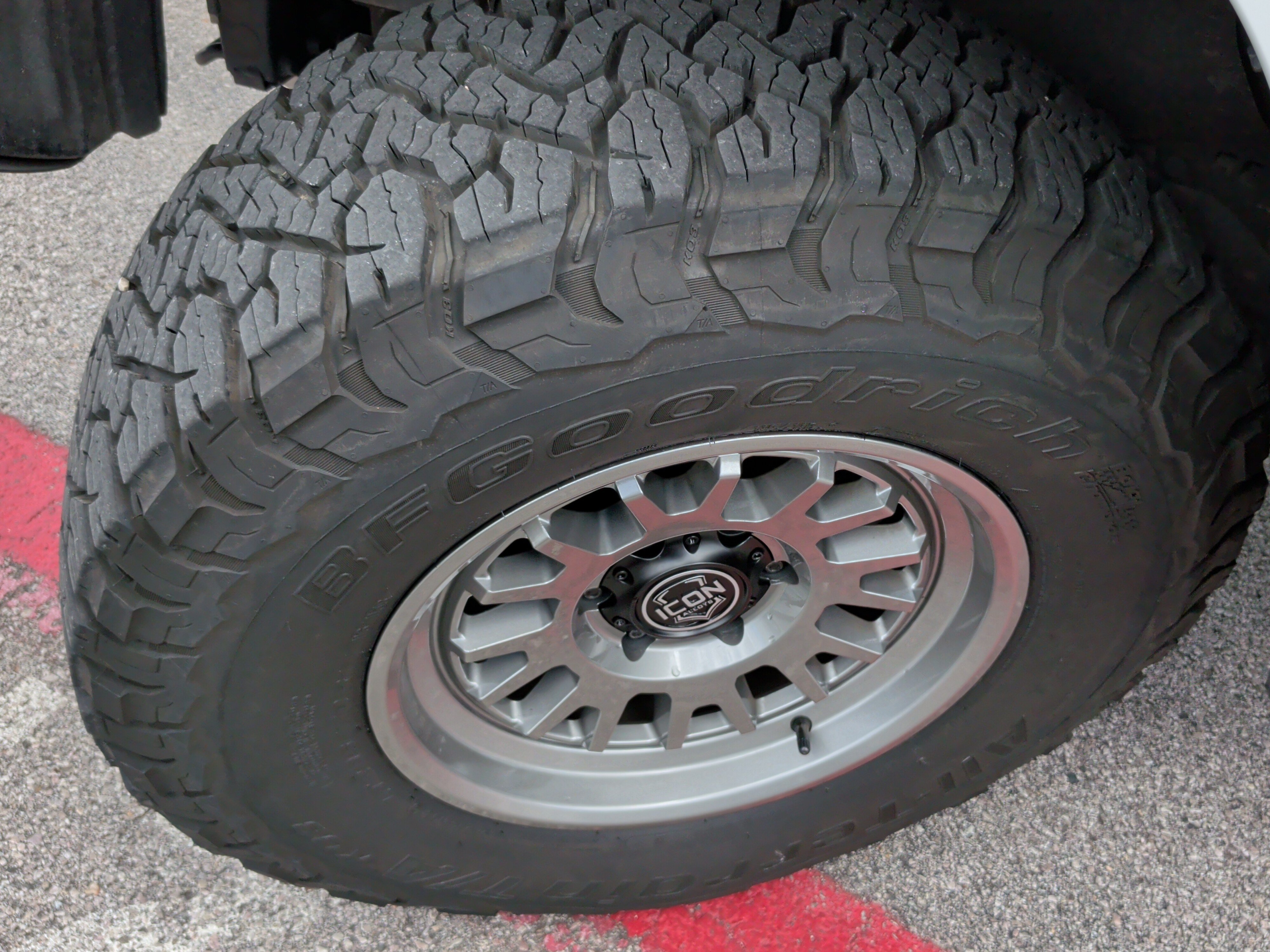 Used 2023 Toyota 4Runner TRD Pro AWD/4WD image 13