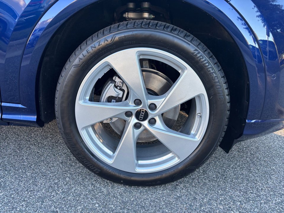New 2025 Audi Q5 Prestige image 25