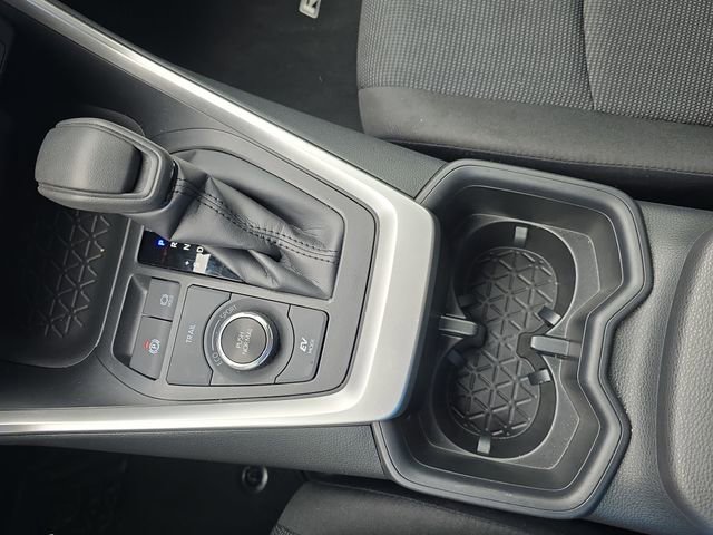 Used 2025 Toyota RAV4 LE image 24