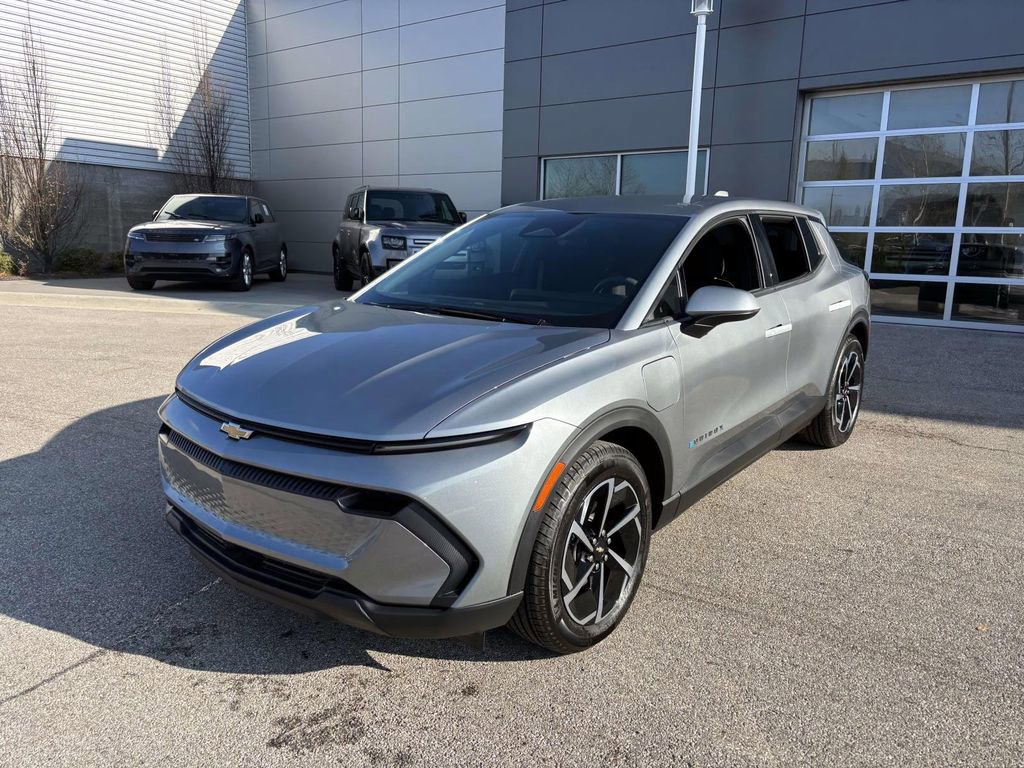 Used 2026 Chevrolet Equinox EV LT image 3