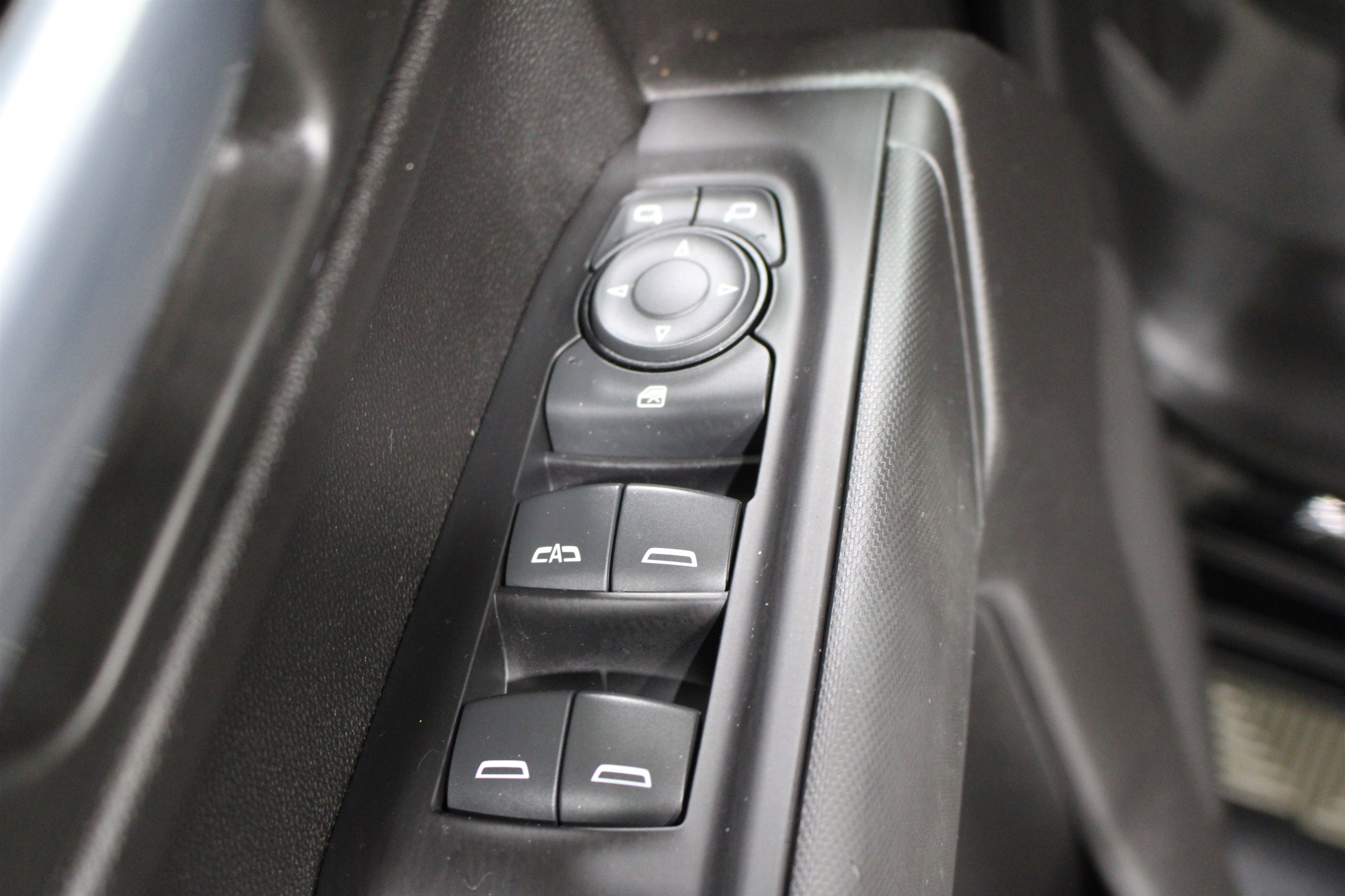 Used 2021 Chevrolet Silverado 1500 Custom AWD/4WD image 6