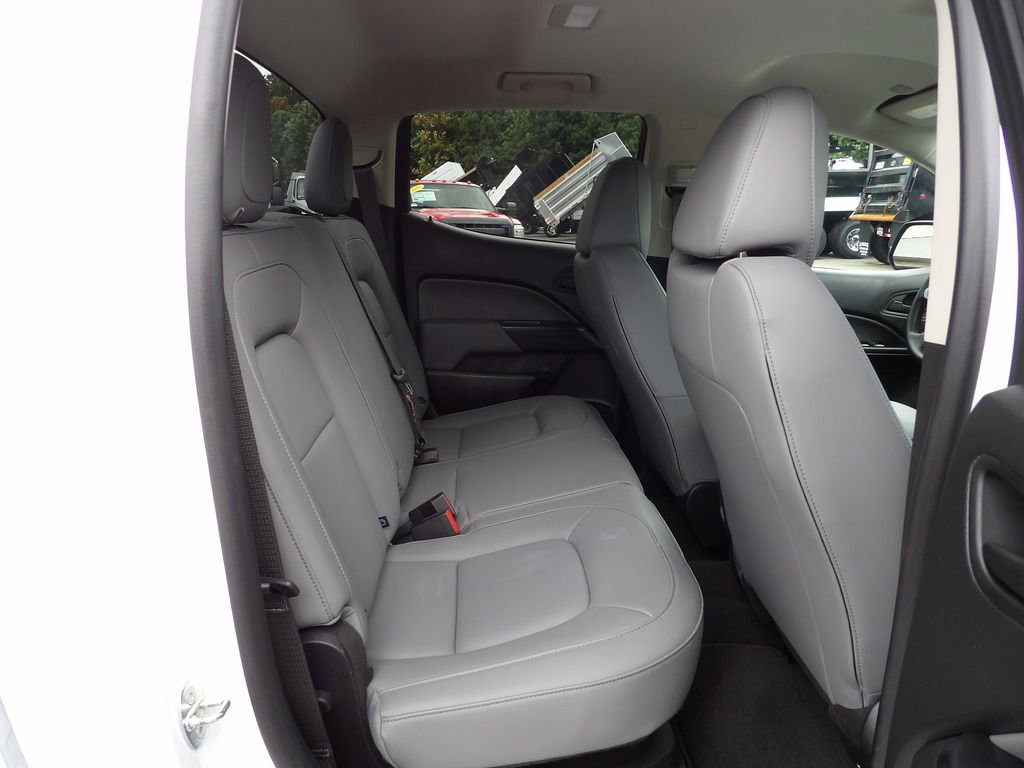 Used 2022 Chevrolet Colorado W/T w/ WT Convenience Package RWD image 35