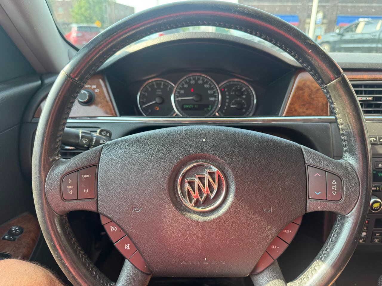 Used 2006 Buick LaCrosse CXL w/ Driver Confidence Package FWD image 11