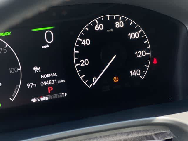 Used 2025 Honda CR-V Sport Touring image 19