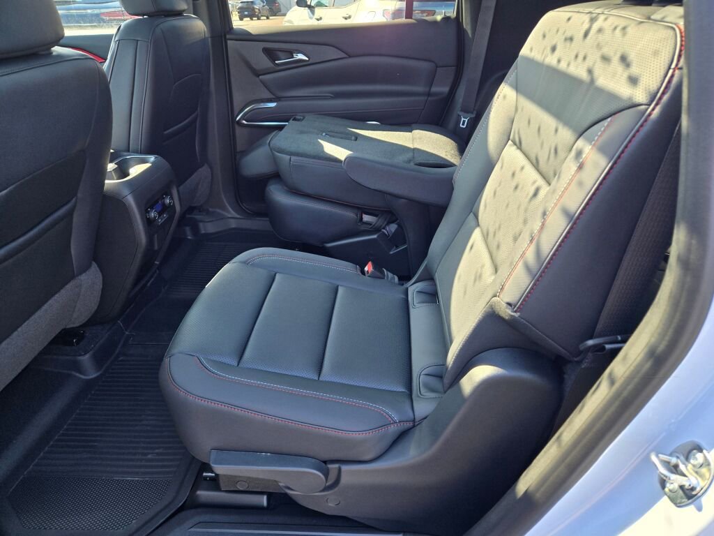 New 2026 Chevrolet Traverse Z71 w/ Enhanced Driving Package image 14