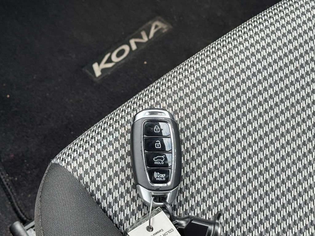 Used 2018 Hyundai Kona SEL FWD image 34