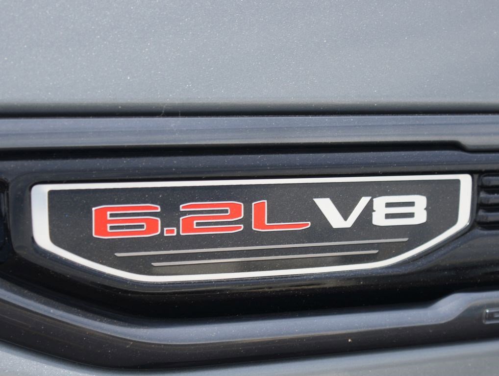 Used 2024 GMC Sierra 1500 AT4 w/ Technology Package image 18