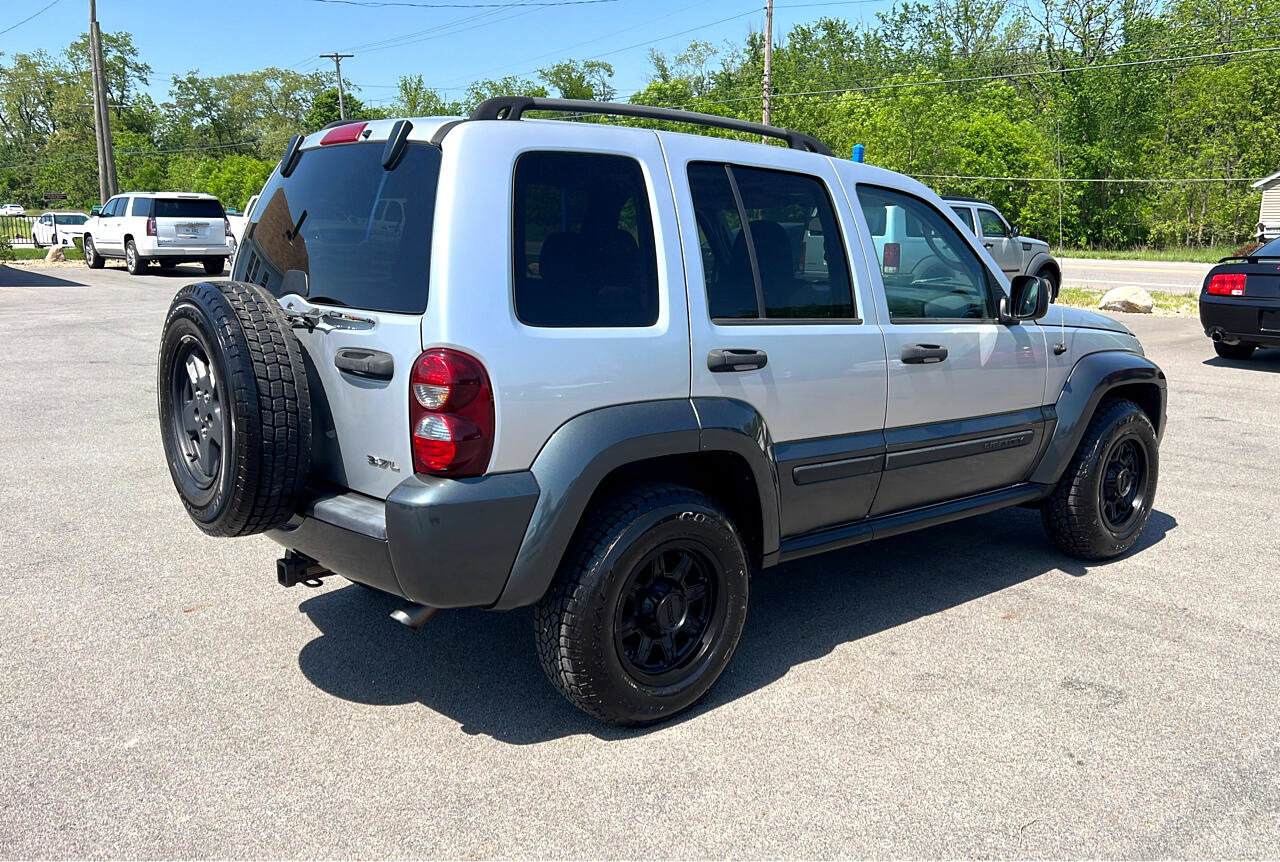 Used 2005 Jeep Liberty Renegade image 5