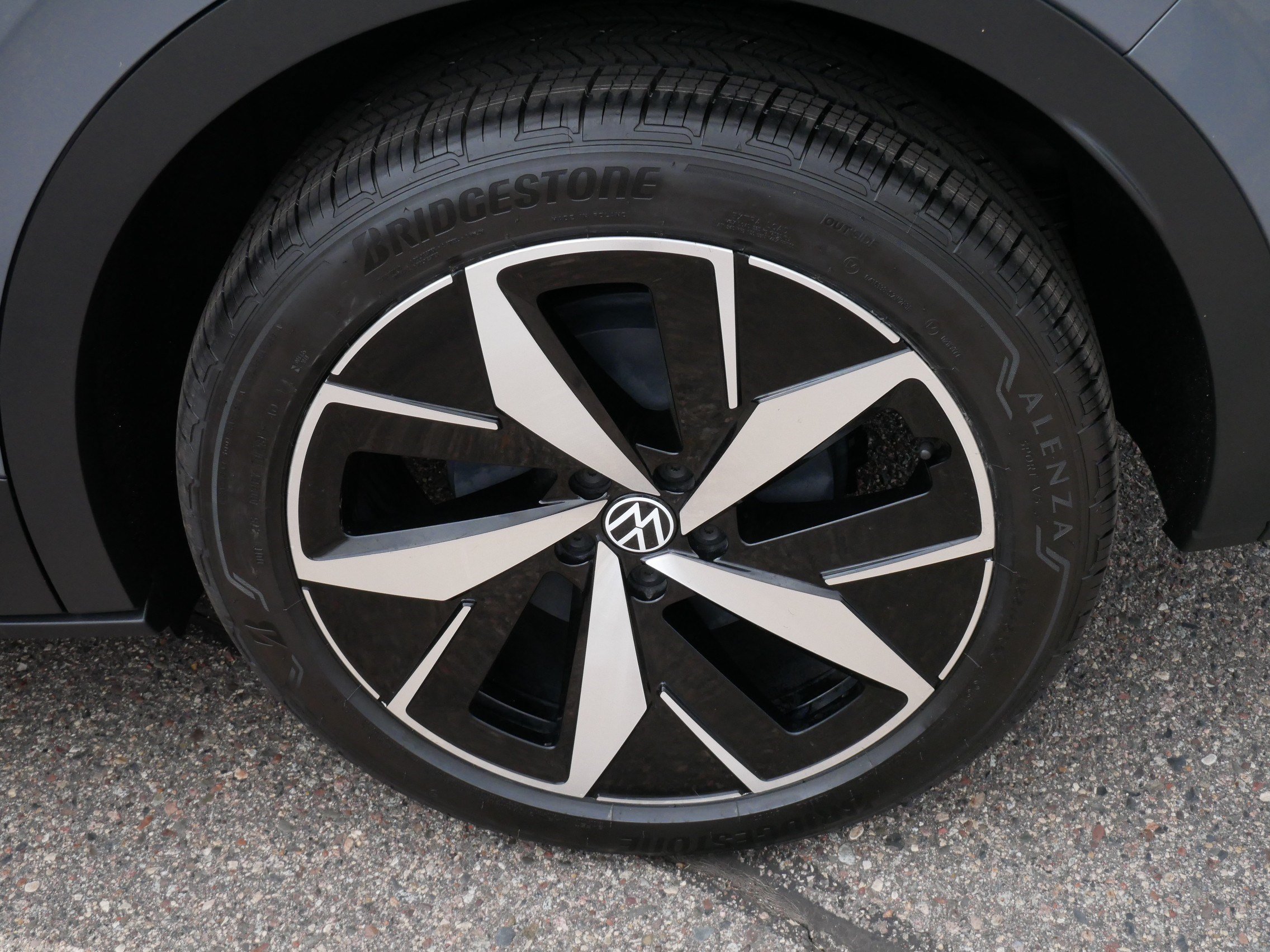 Certified 2023 Volkswagen ID.4 Pro S AWD/4WD image 15