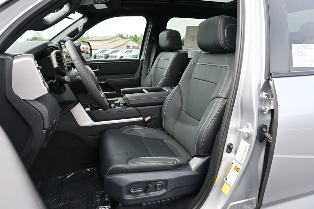 New 2026 Toyota Tundra Limited AWD/4WD image 9