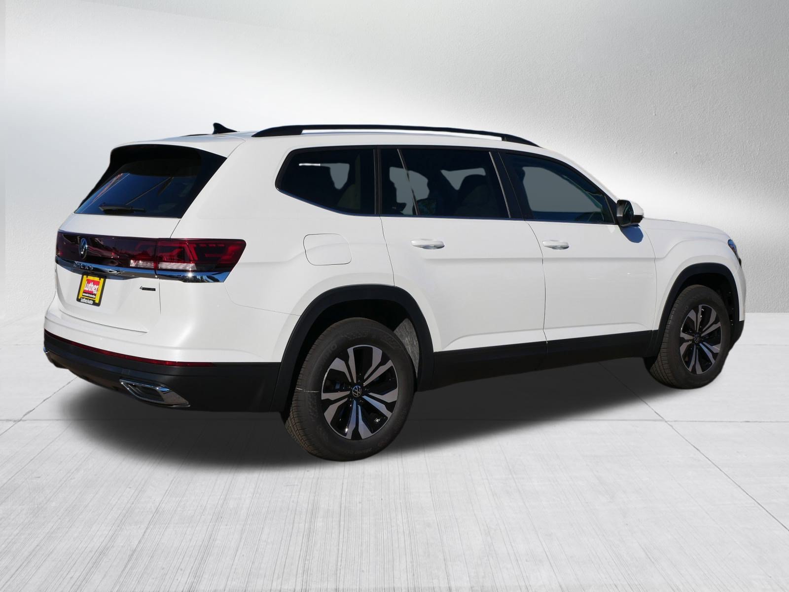 New 2026 Volkswagen Atlas SE AWD/4WD image 3