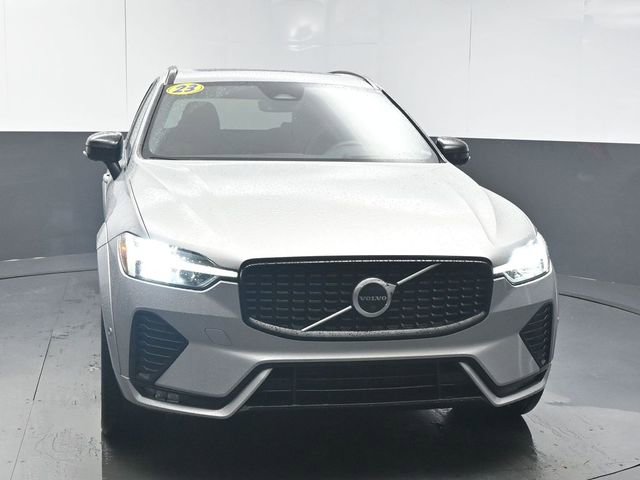 Used 2023 Volvo XC60 B5 Ultimate w/ Protection Package Premier image 3