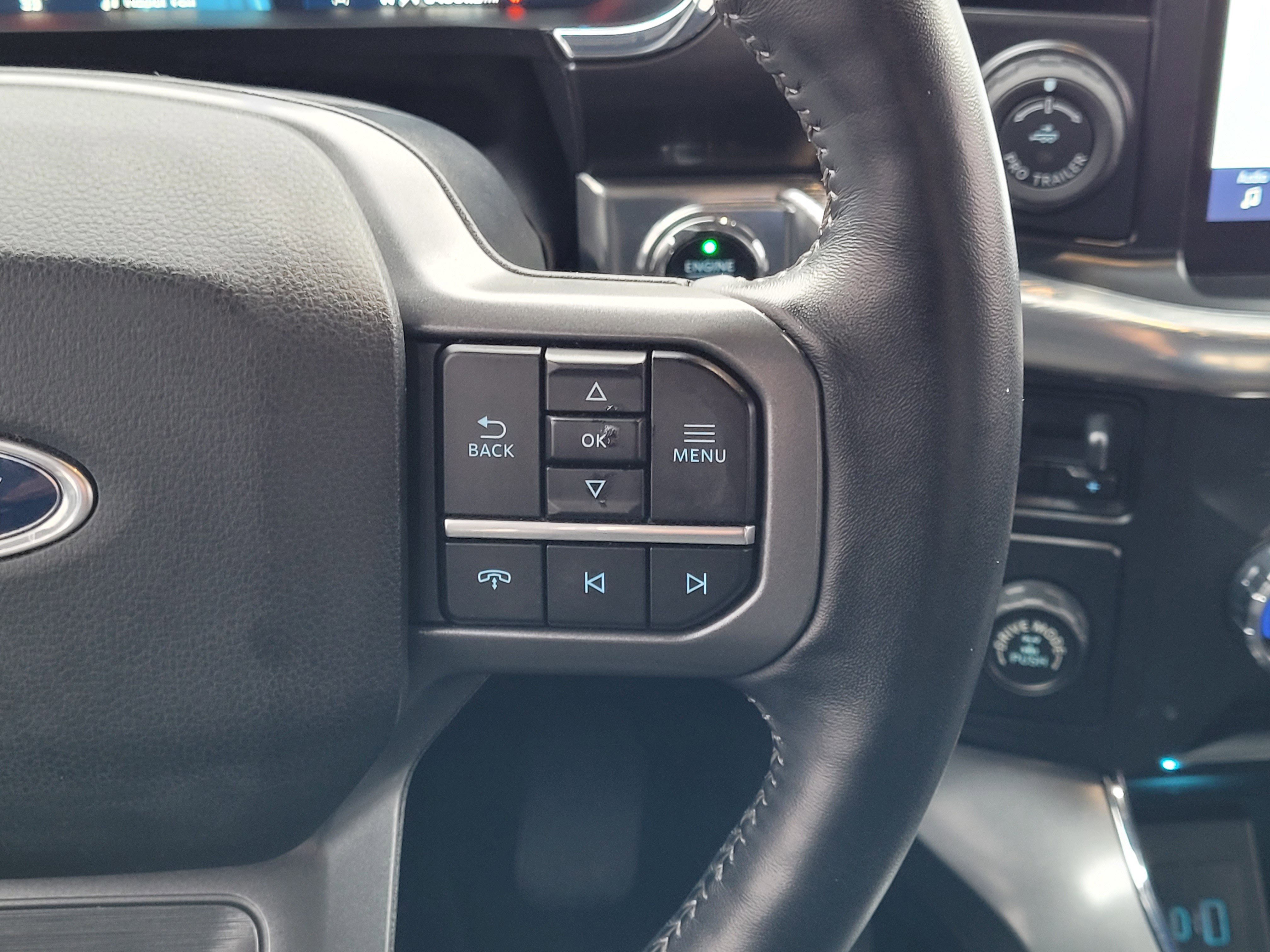 Used 2021 Ford F150 Lariat w/ Trailer Tow Package image 13