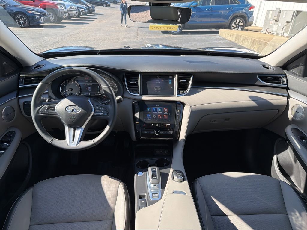 Used 2025 INFINITI QX50 Luxe image 28