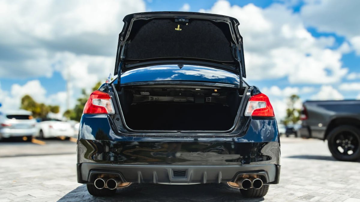Used 2018 Subaru WRX AWD/4WD image 23