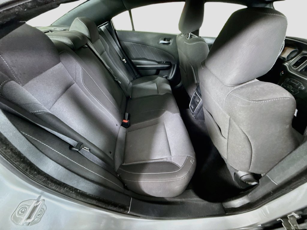 Used 2022 Dodge Charger SXT RWD image 28