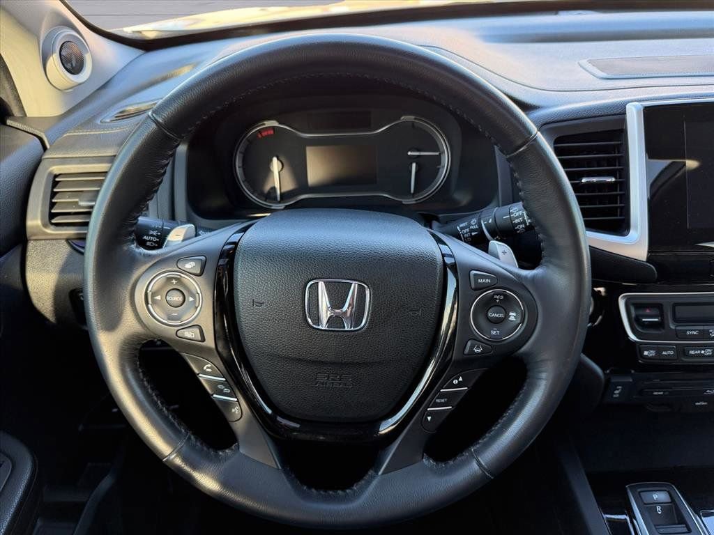 Used 2018 Honda Pilot Touring image 14