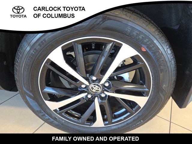 Used 2023 Toyota Corolla Cross AWD Hybrid w/ Convenience Package image 11