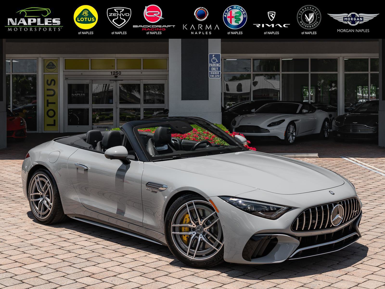 Used 2024 Mercedes-Benz SL 55 AMG 4MATIC video 1