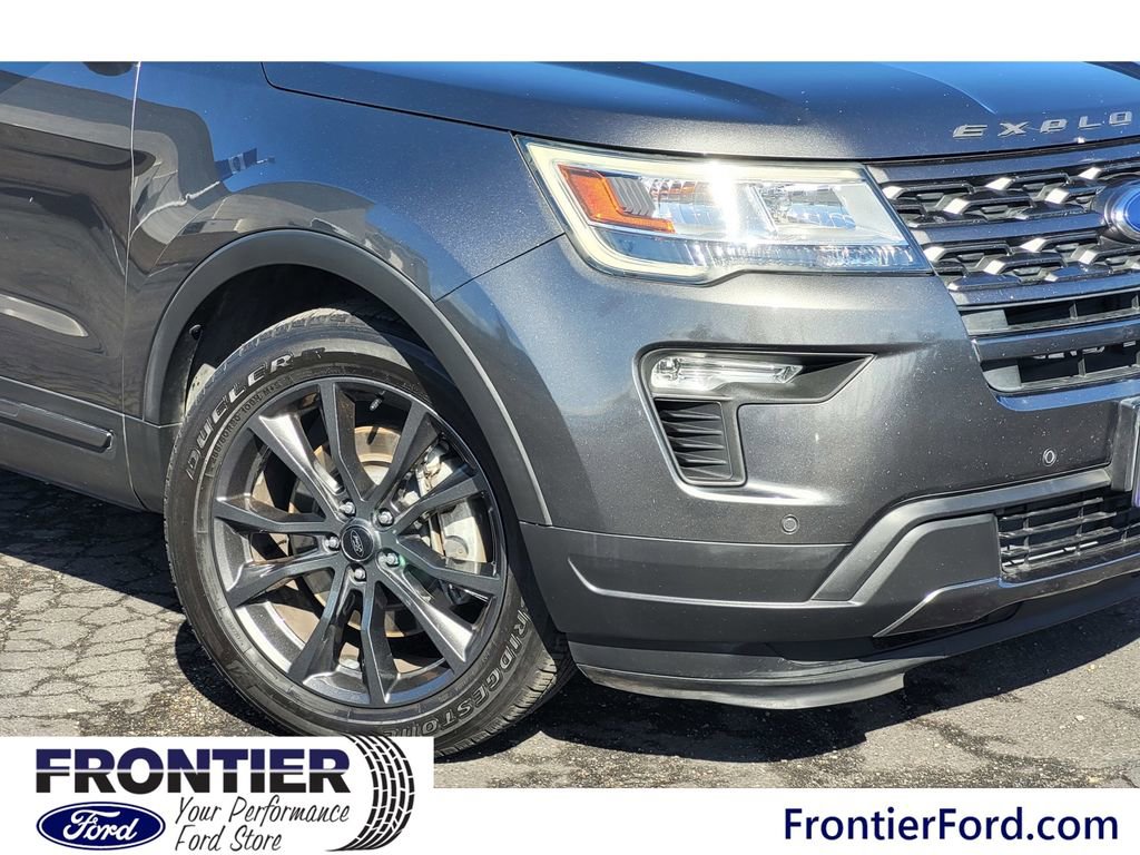 Used 2018 Ford Explorer XLT w/ Equipment Group 202A image 4