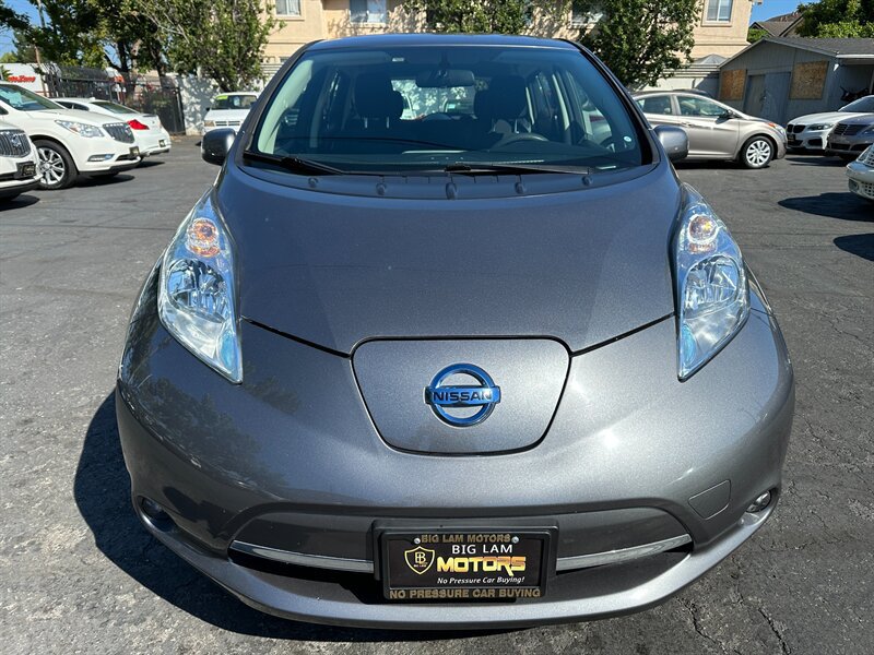 Used 2017 Nissan Leaf S w/ Charge Package FWD image 2