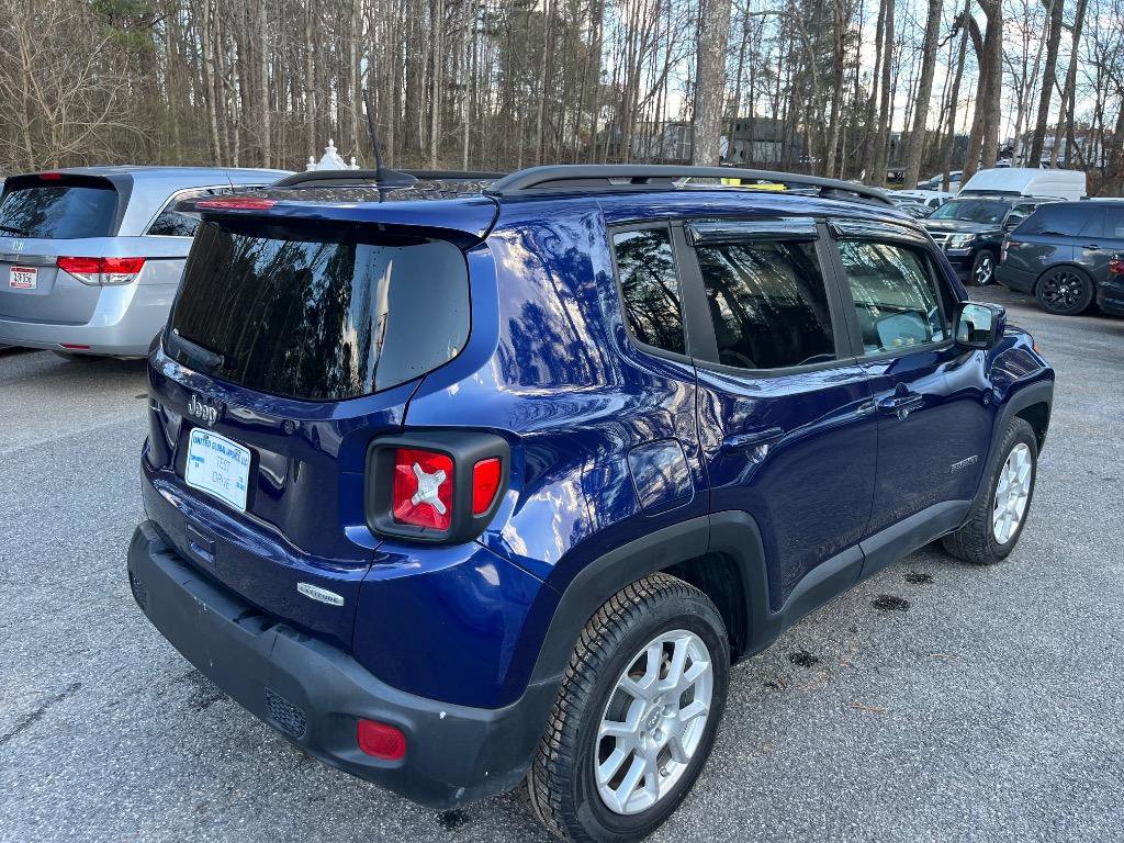 Used 2019 Jeep Renegade Latitude w/ Popular Equipment Group FWD image 11