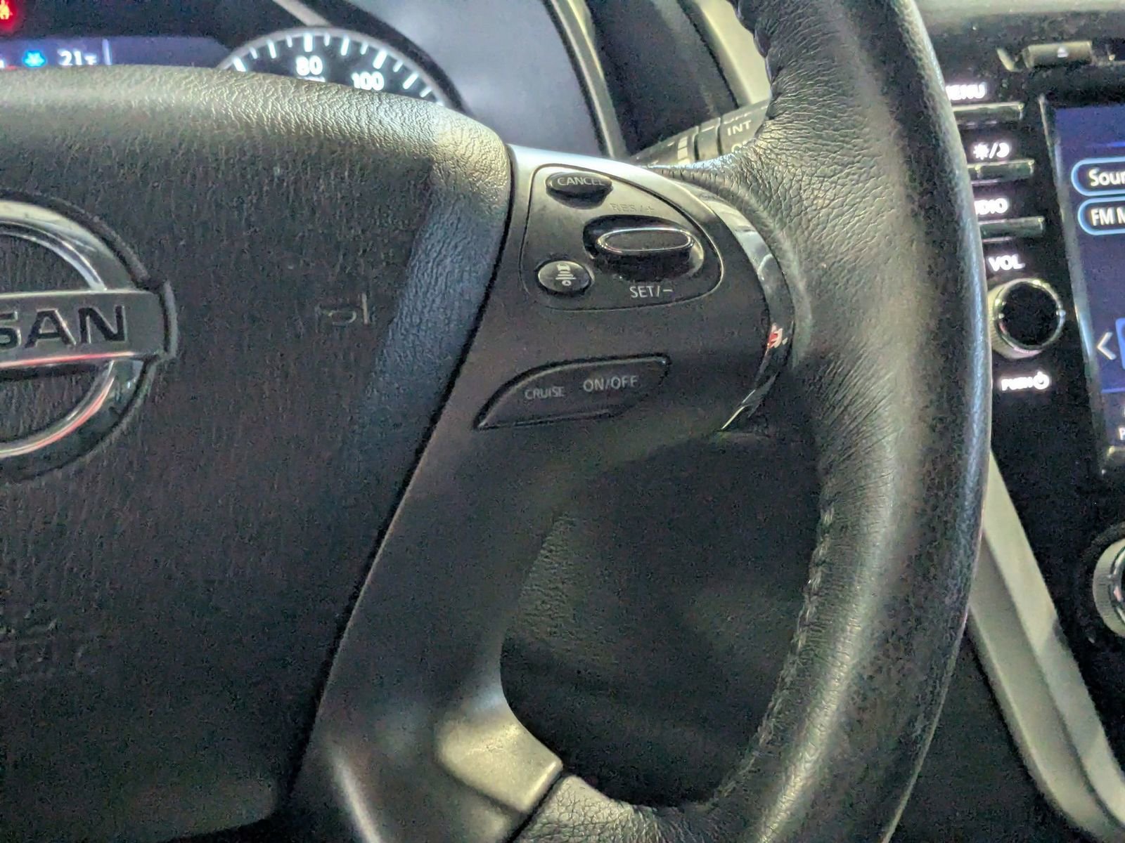 Used 2020 Nissan Murano SV image 14