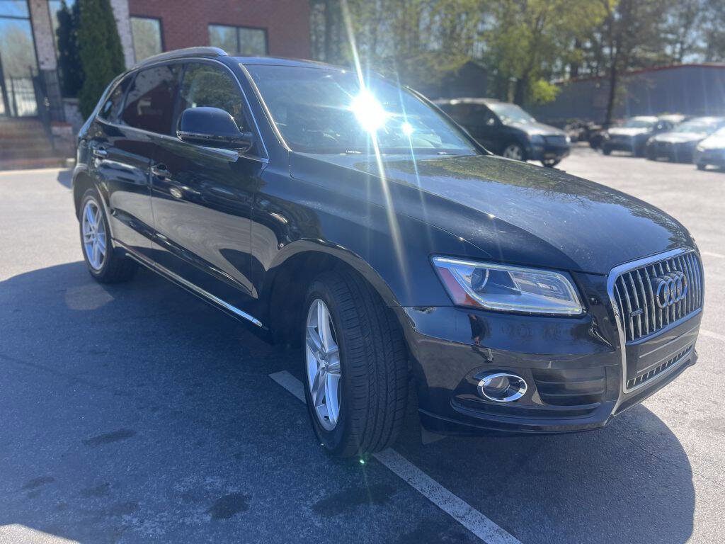 Used 2016 Audi Q5 2.0T Premium Plus w/ Technology Package AWD/4WD image 3