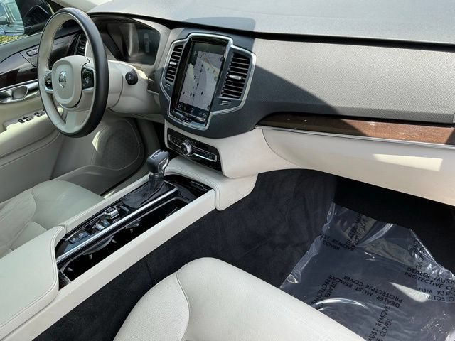 Used 2019 Volvo XC90 T6 Momentum w/ Advanced Package AWD/4WD image 24