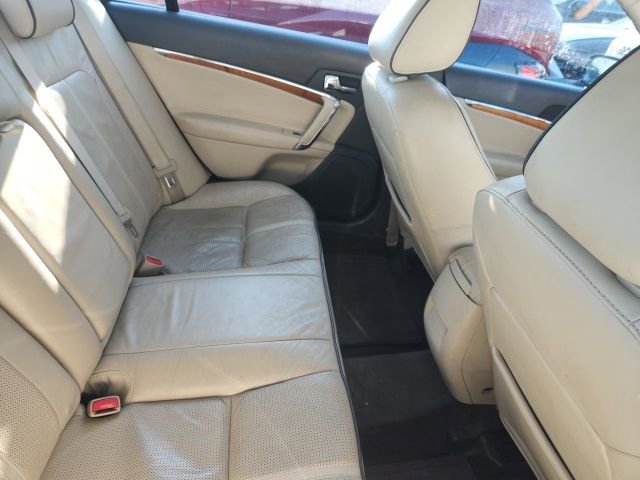 Used 2010 Lincoln MKZ FWD image 5