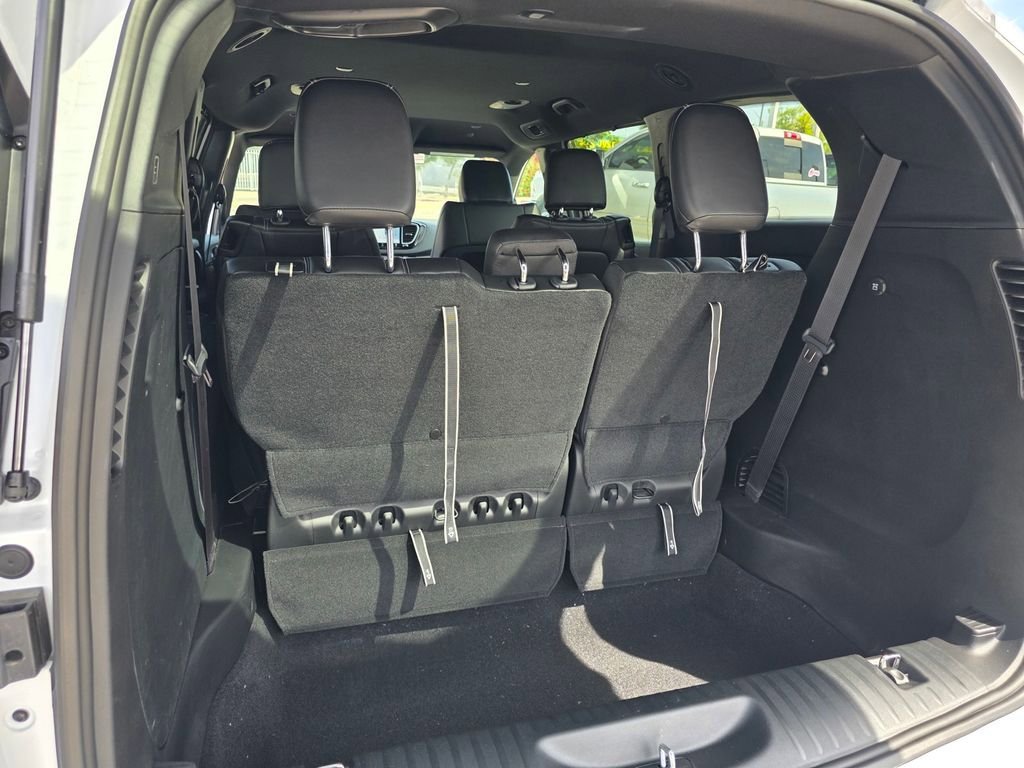 New 2026 Chrysler Voyager LX FWD image 11