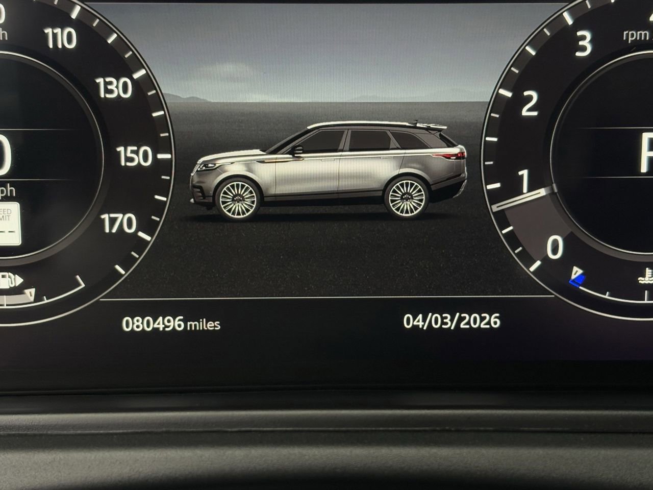 Used 2018 Land Rover Range Rover Velar S image 15