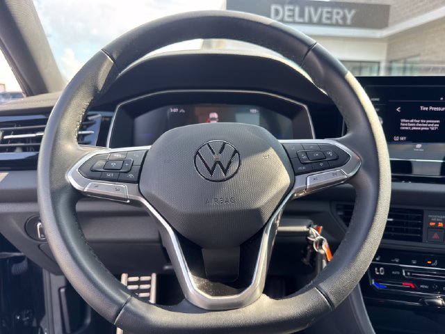 Used 2026 Volkswagen Jetta Sport FWD image 22
