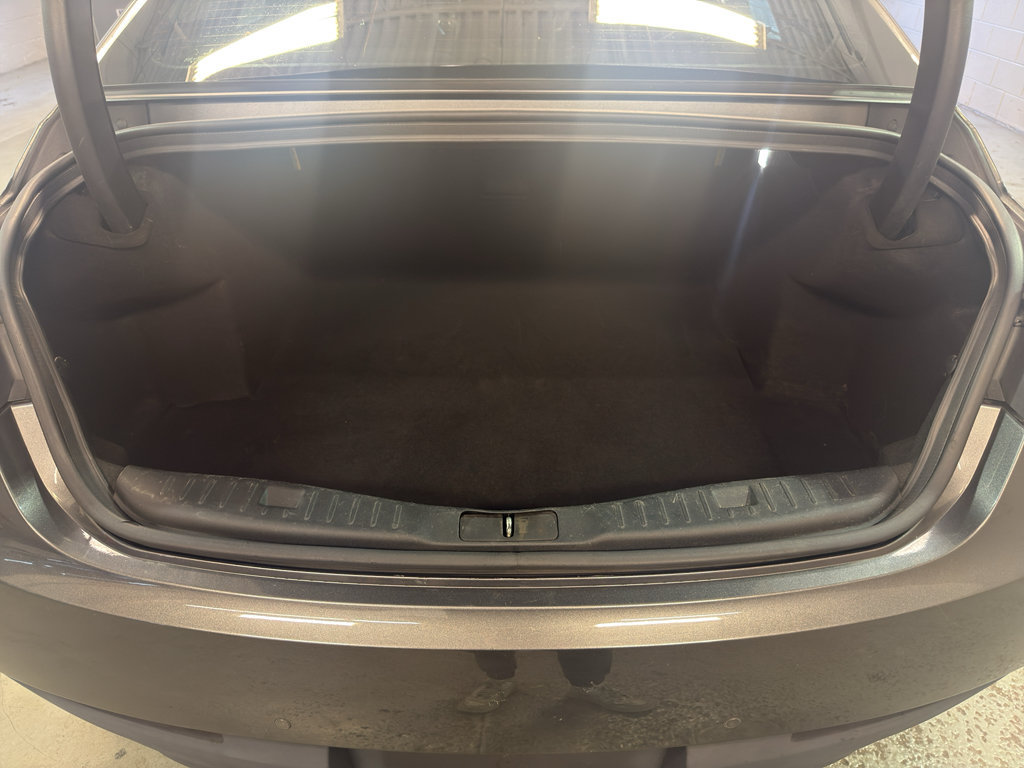Used 2015 Lincoln MKZ w/ Equipment Group 102A Reserve FWD image 33