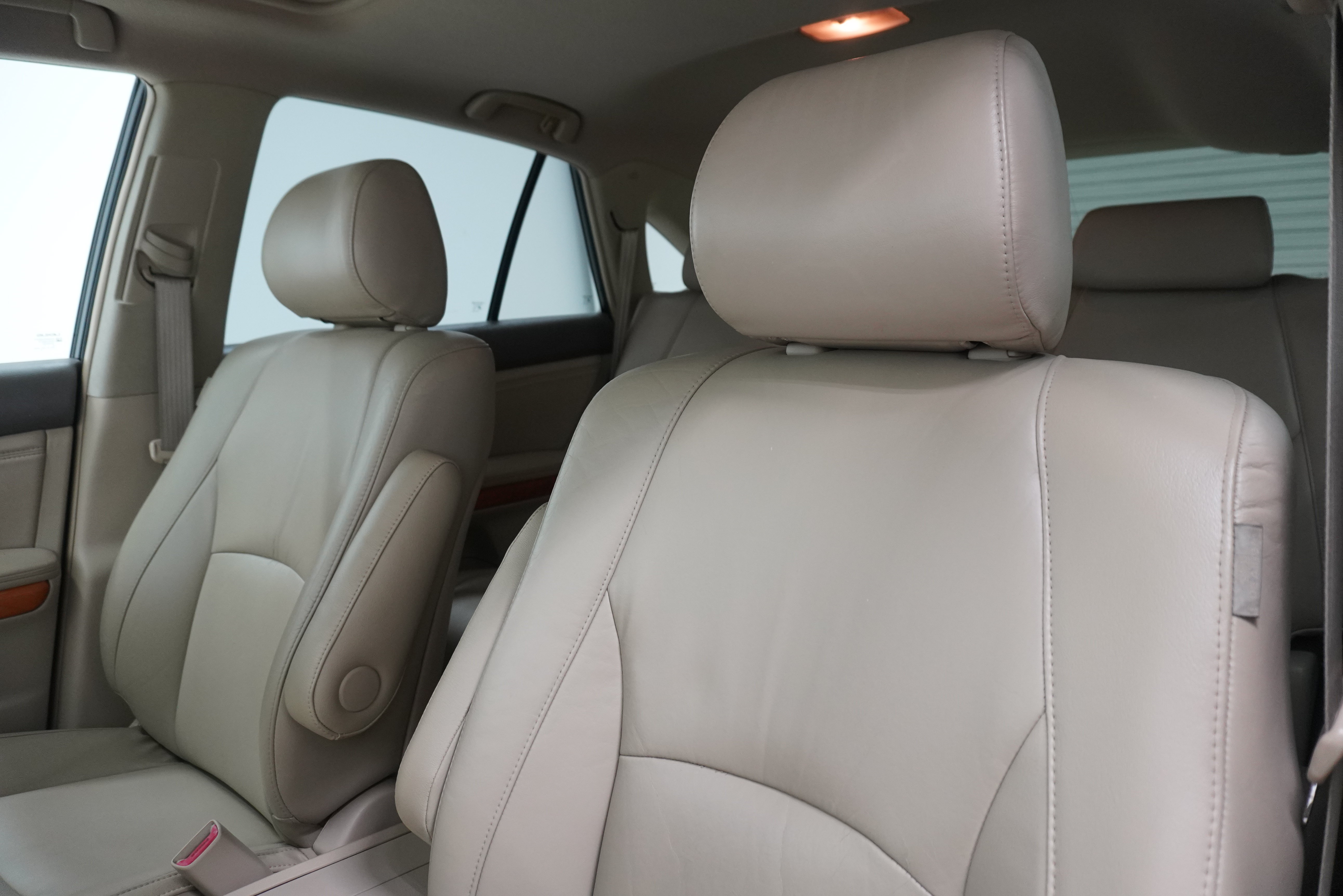 Used 2005 Lexus RX 330 FWD image 8