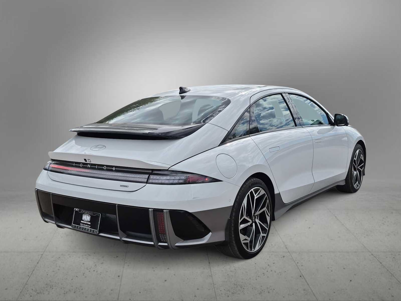 Certified 2023 Hyundai Ioniq 6 Limited AWD/4WD image 8