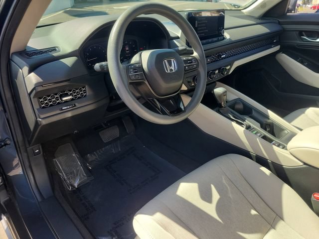 Certified 2023 Honda Accord EX image 17