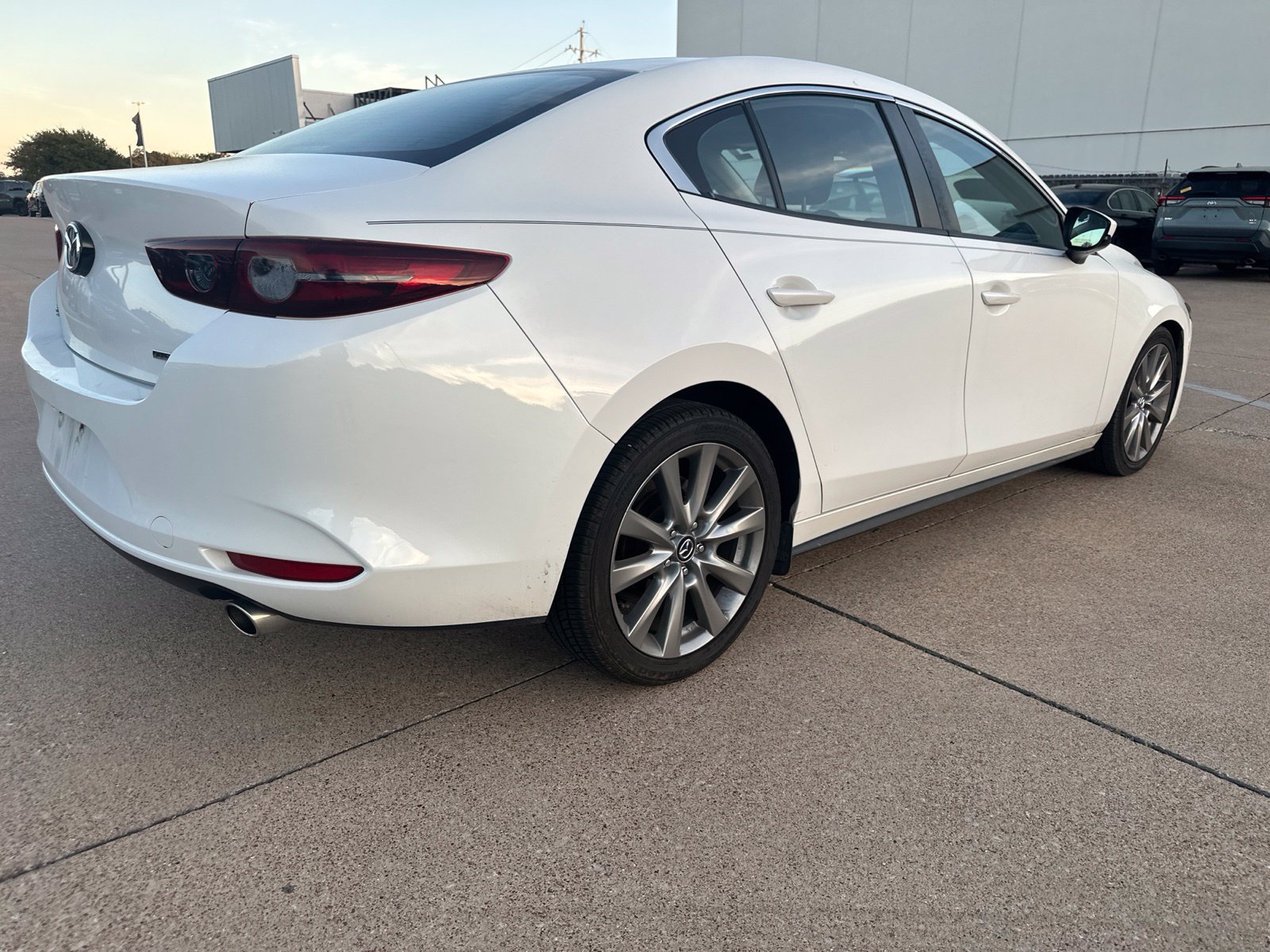 Used 2020 MAZDA MAZDA3 Sedan w/ Select Package FWD image 6
