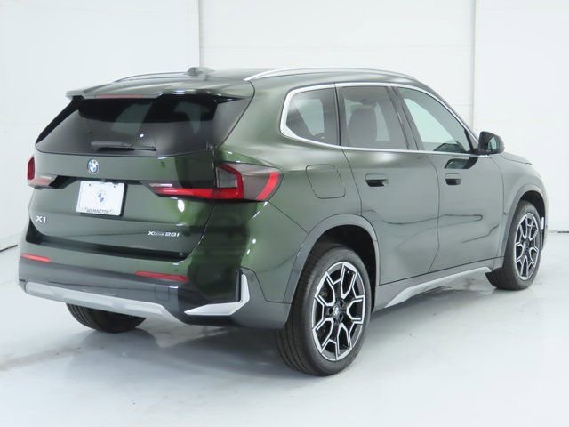 Used 2025 BMW X1 xDrive28i w/ Convenience Package image 5