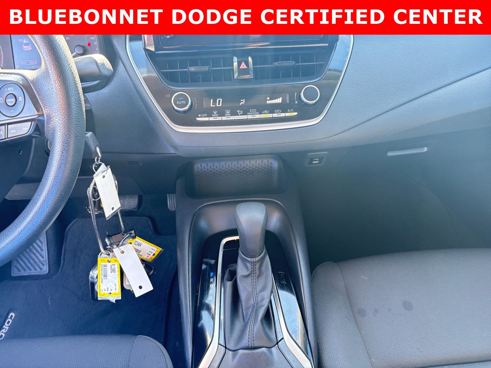 Used 2023 Toyota Corolla LE FWD image 18