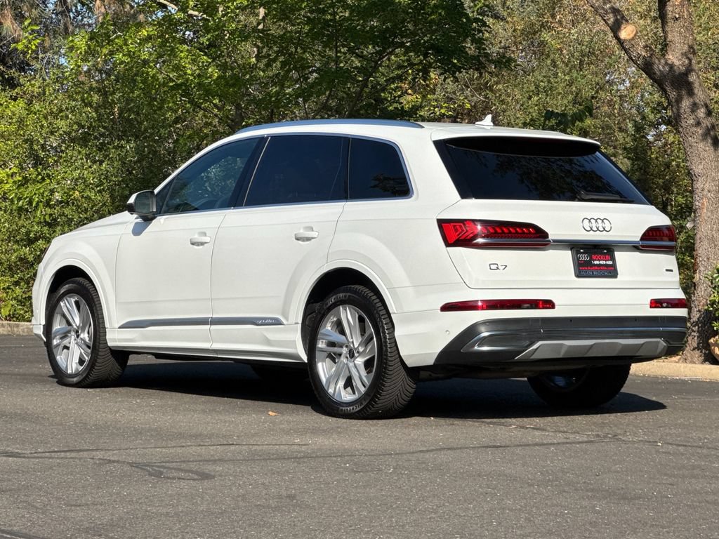 Used 2023 Audi Q7 3.0T Premium AWD/4WD image 7