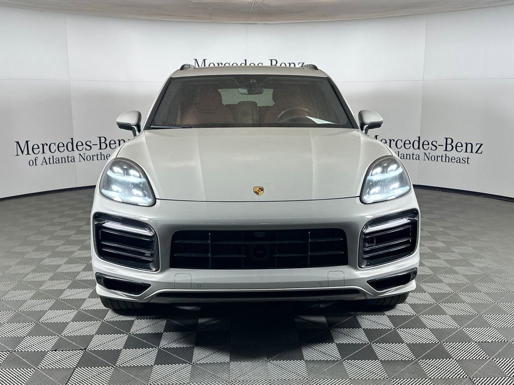 Used 2023 Porsche Cayenne GTS AWD/4WD image 2