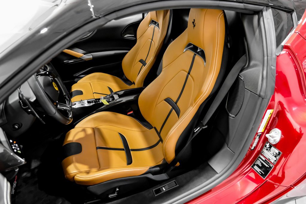 Used 2022 Ferrari SF90 Spider image 24