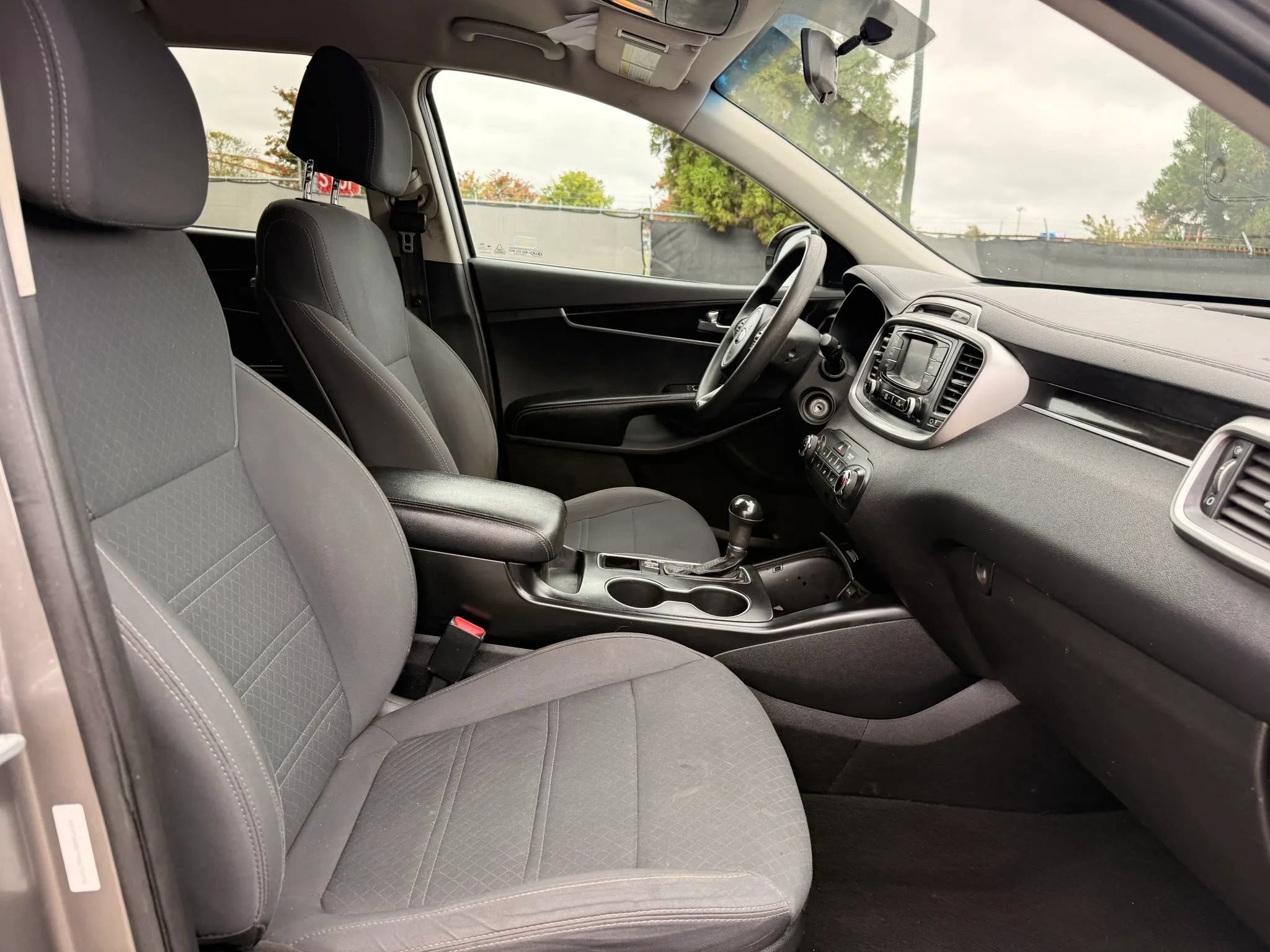 Used 2017 Kia Sorento AWD image 18