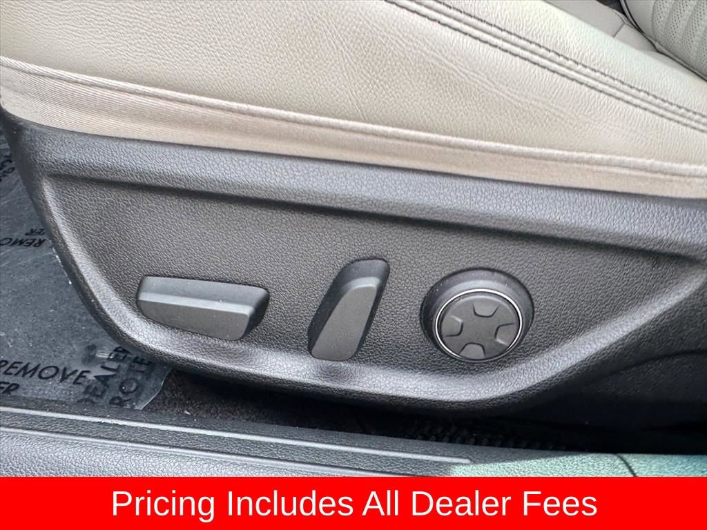 Used 2023 Genesis G70 2.0T w/ Sport Prestige Package AWD/4WD image 14
