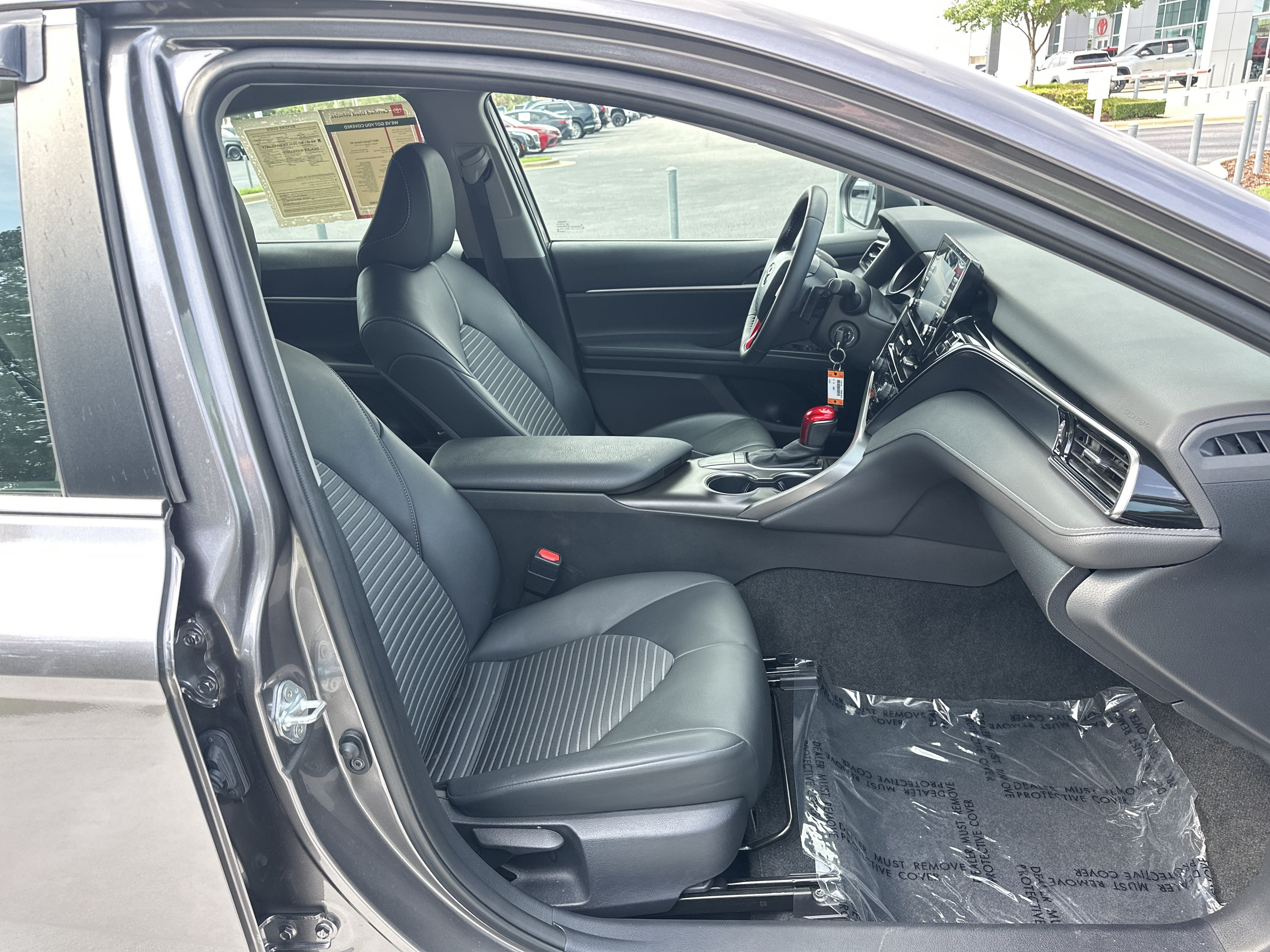 Certified 2023 Toyota Camry SE FWD image 33