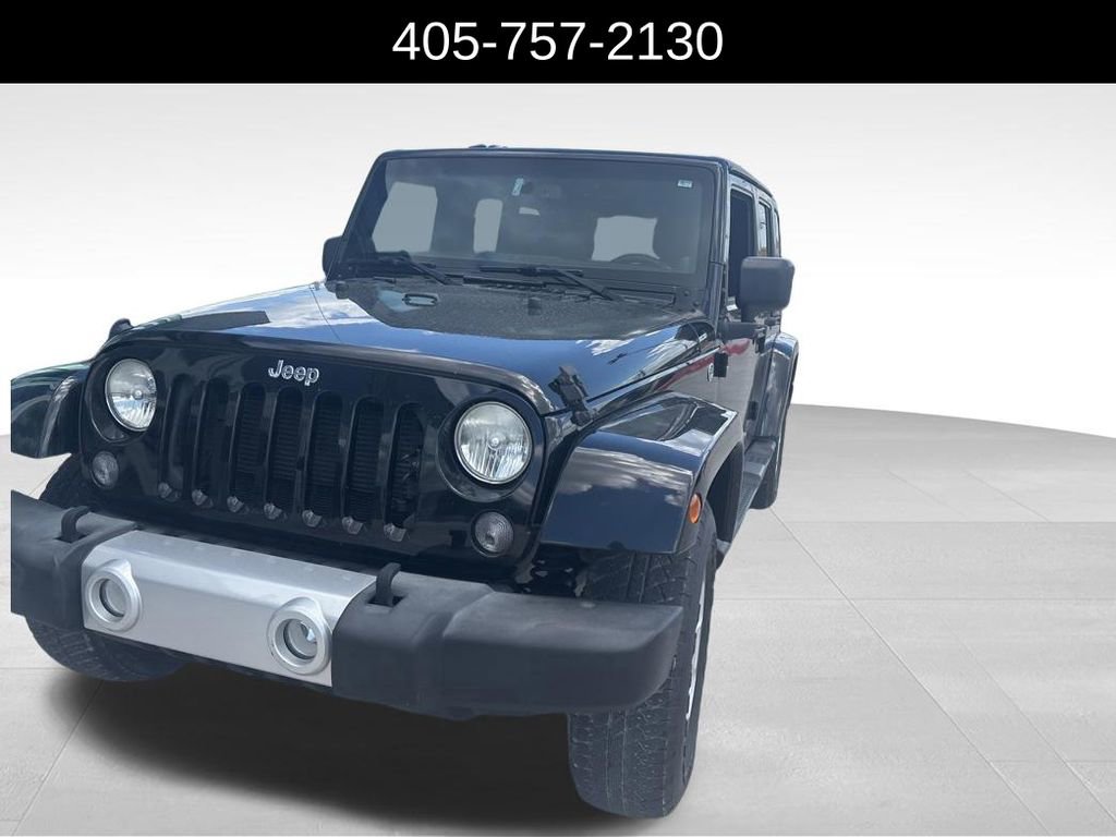 Used 2014 Jeep Wrangler Unlimited Sahara w/ Connectivity Group AWD/4WD image 2