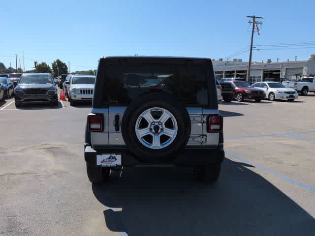 Certified 2018 Jeep Wrangler Unlimited Sport S AWD/4WD image 7