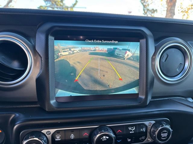 Used 2021 Jeep Wrangler Unlimited Sahara image 25