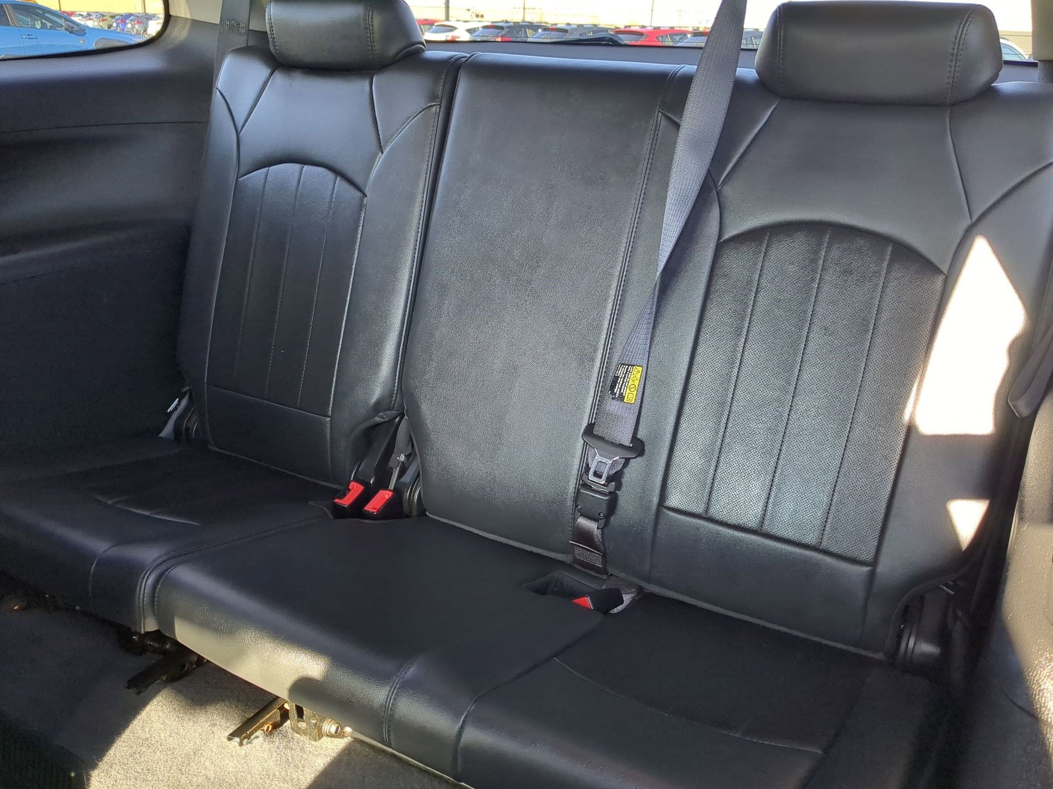 Used 2011 GMC Acadia SLT image 19